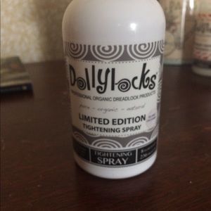 Dolly locks tightening spray